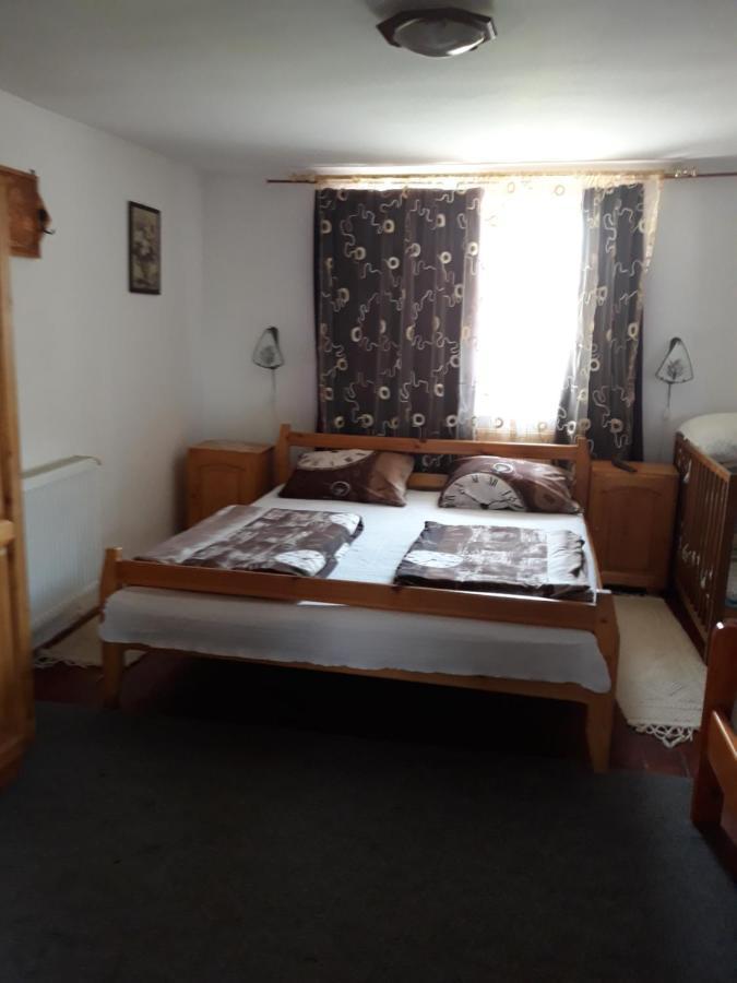 Molnar Vendeghaz Bed and Breakfast Praid Buitenkant foto